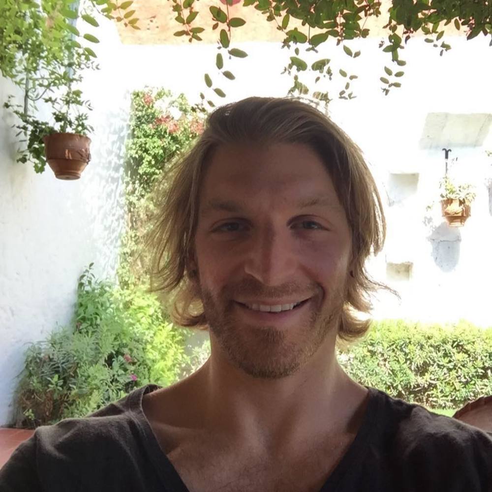 Meet your Posher, Zach